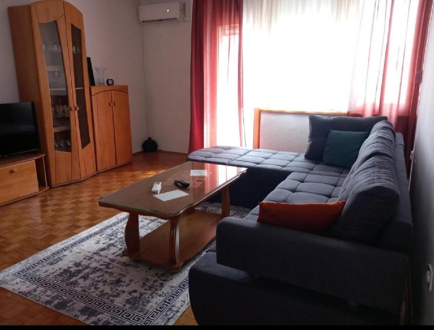 APARTMAN EMINA 