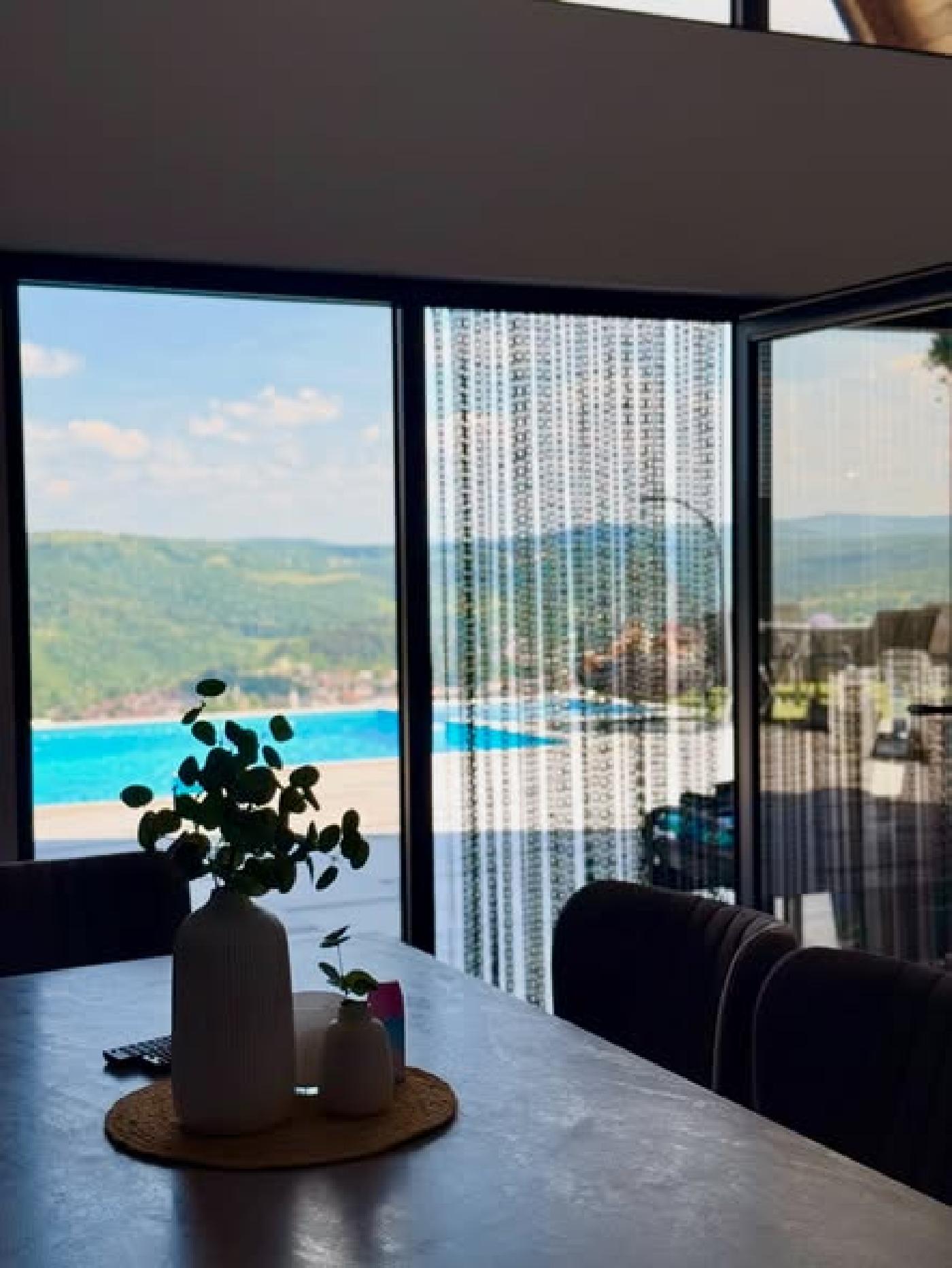 KUĆA ZA ODMOR U DOMAĆINSTVU VILLA CASABLANCA 