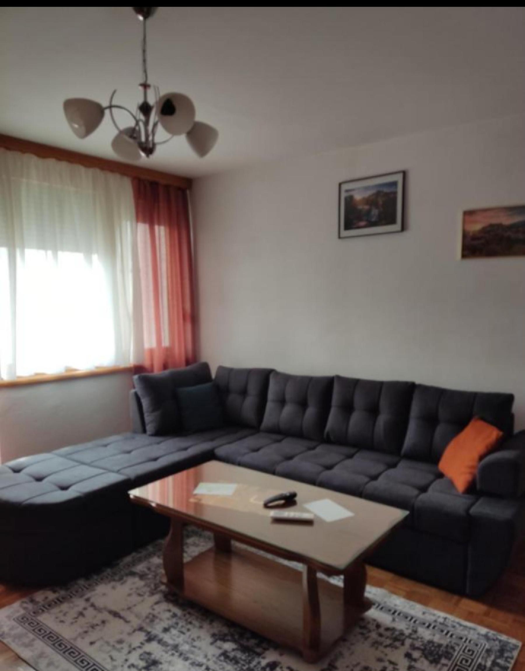 APARTMAN EMINA 