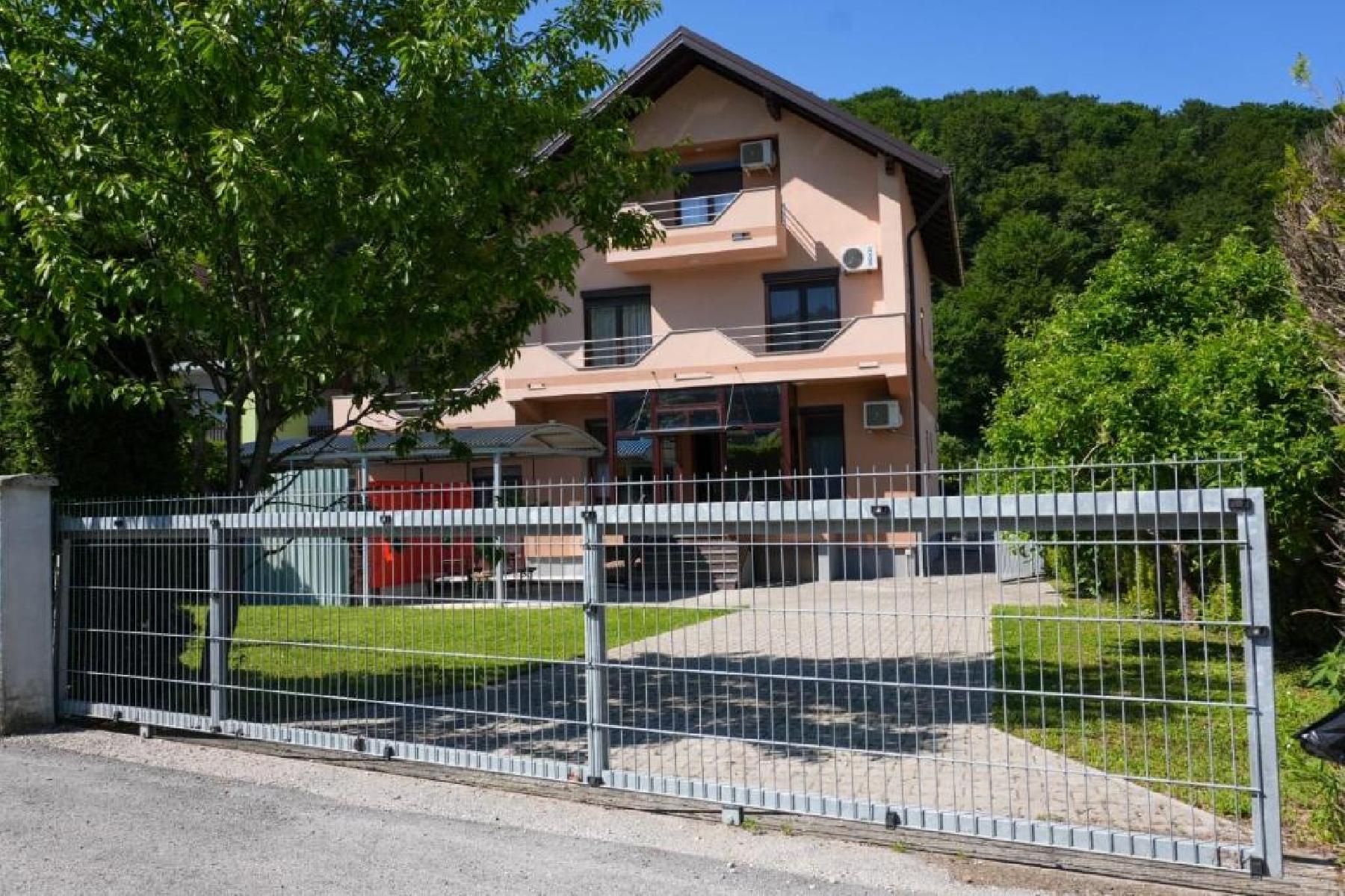 KUĆA ZA ODMOR VILLA PLAVNO-UNA SOUL